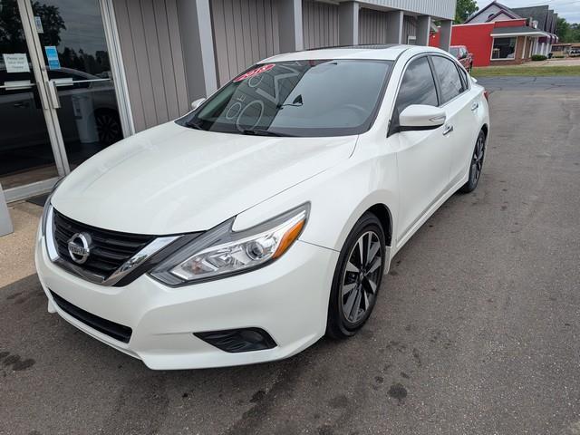 Nissan Altima 2.5 SV Sedan 2018
