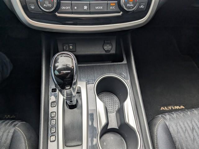 Nissan Altima 2.5 SV Sedan 2018