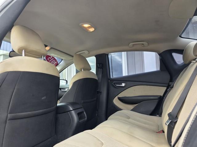Dodge Dart 4dr Sdn SXT 2015