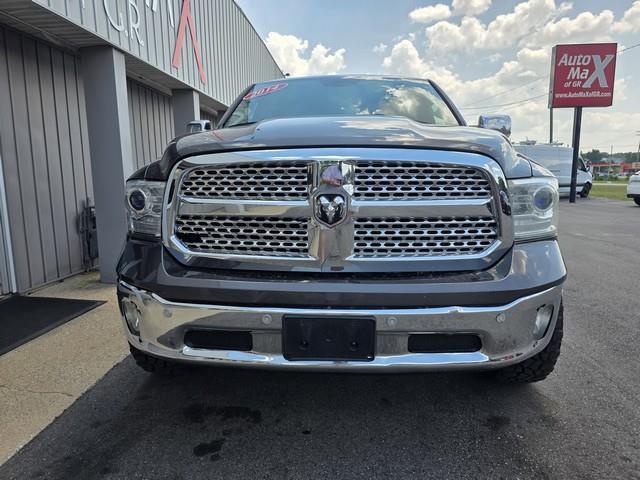 RAM 1500 4WD Crew Cab 140.5" Laramie 2014