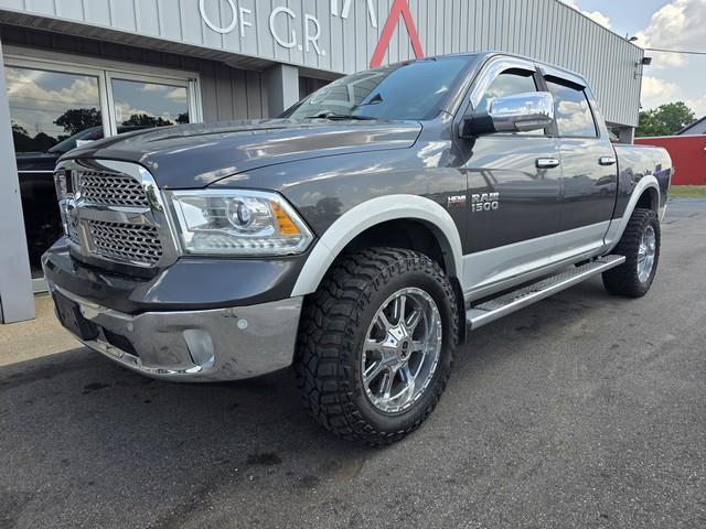 RAM 1500 4WD Crew Cab 140.5" Laramie 2014