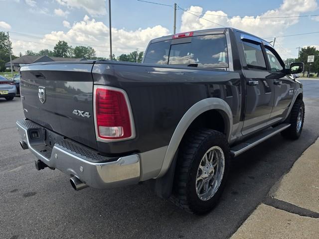 RAM 1500 4WD Crew Cab 140.5" Laramie 2014