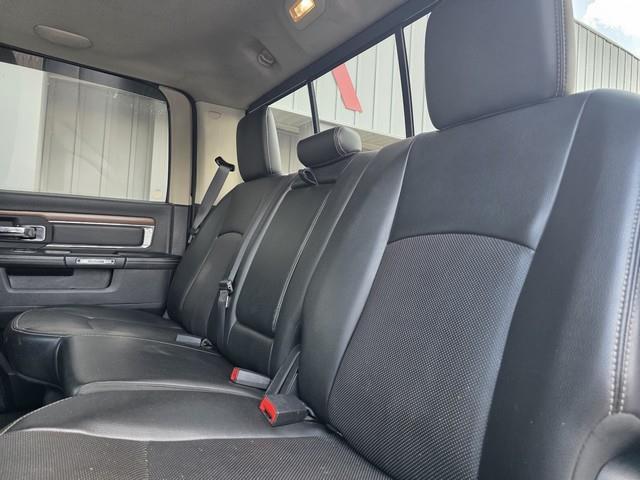 RAM 1500 4WD Crew Cab 140.5" Laramie 2014