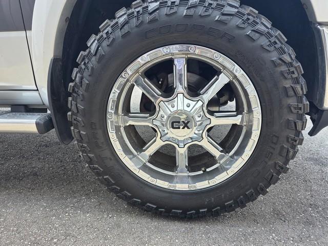 RAM 1500 4WD Crew Cab 140.5" Laramie 2014