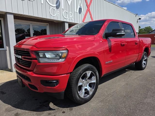 RAM 1500 Laramie 4x4 Crew Cab 5'7" Box 2022