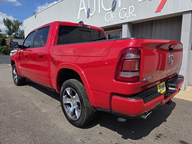 RAM 1500 Laramie 4x4 Crew Cab 5'7" Box 2022