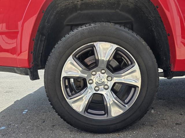 RAM 1500 Laramie 4x4 Crew Cab 5'7" Box 2022