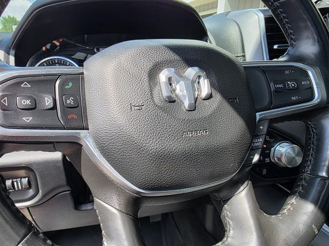 RAM 1500 Laramie 4x4 Crew Cab 5'7" Box 2022