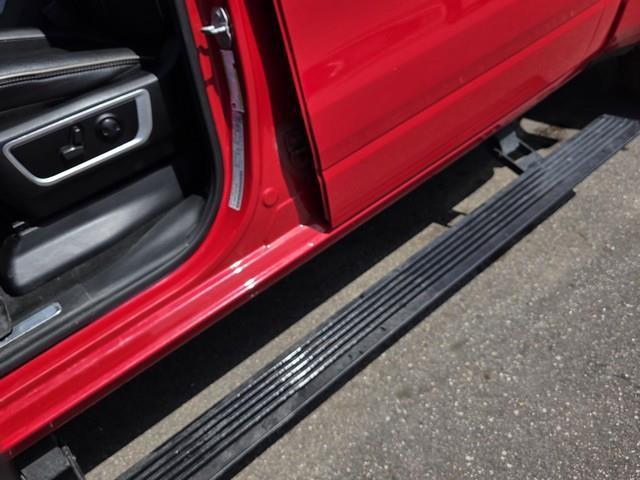RAM 1500 Laramie 4x4 Crew Cab 5'7" Box 2022