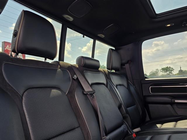 RAM 1500 Laramie 4x4 Crew Cab 5'7" Box 2022