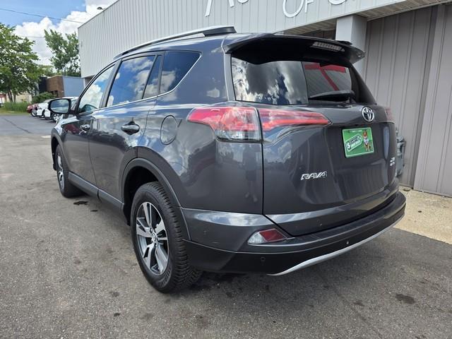 Toyota RAV4 AWD 4dr XLE (Natl) 2016