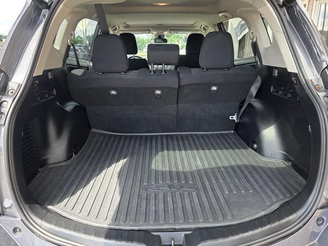 Toyota RAV4 AWD 4dr XLE (Natl) 2016
