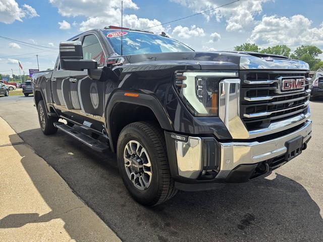 GMC Sierra 2500HD 4WD Crew Cab 159" SLT 2024