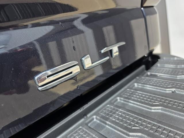 GMC Sierra 2500HD 4WD Crew Cab 159" SLT 2024