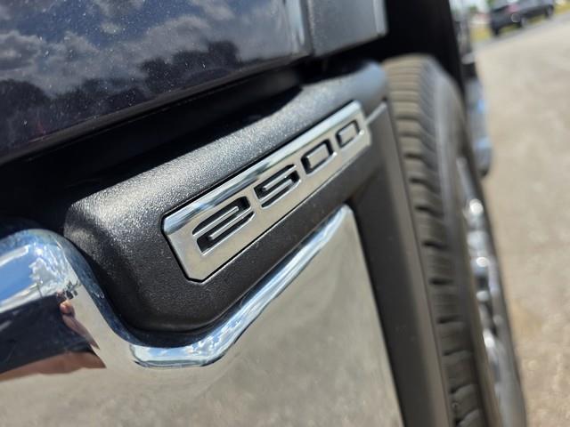 GMC Sierra 2500HD 4WD Crew Cab 159" SLT 2024