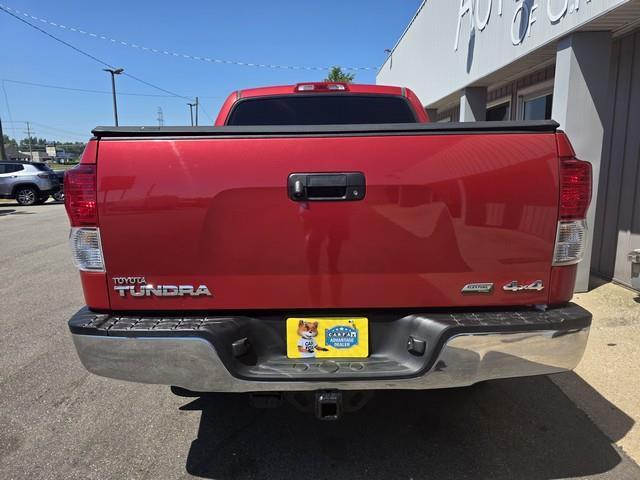 Toyota Tundra 4WD Truck  2012