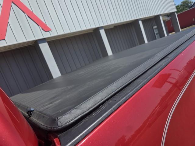 Toyota Tundra 4WD Truck  2012