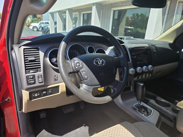 Toyota Tundra 4WD Truck  2012
