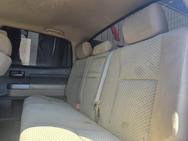 Toyota Tundra 4WD Truck  2012