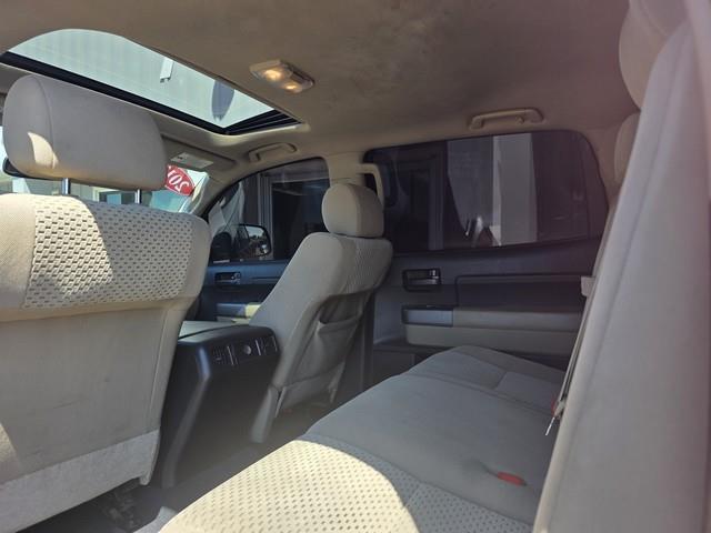 Toyota Tundra 4WD Truck  2012