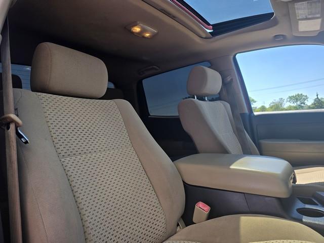 Toyota Tundra 4WD Truck  2012