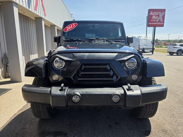 Jeep Wrangler Unlimited 4WD 4dr Sahara 2013