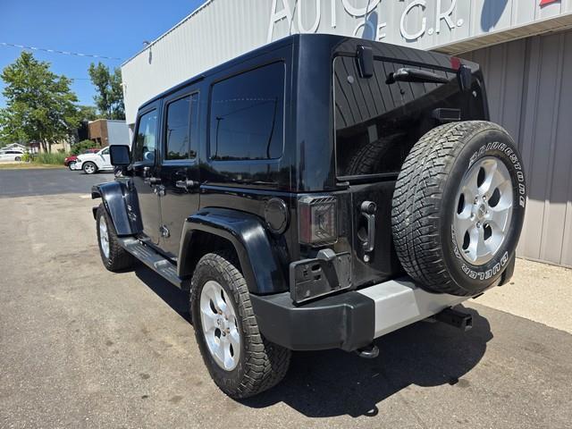 Jeep Wrangler Unlimited 4WD 4dr Sahara 2013