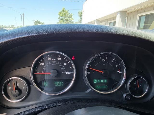 Jeep Wrangler Unlimited 4WD 4dr Sahara 2013