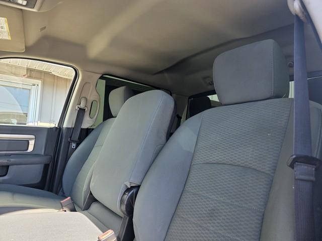RAM 2500 SLT 4x4 Crew Cab 6'4" Box 2017