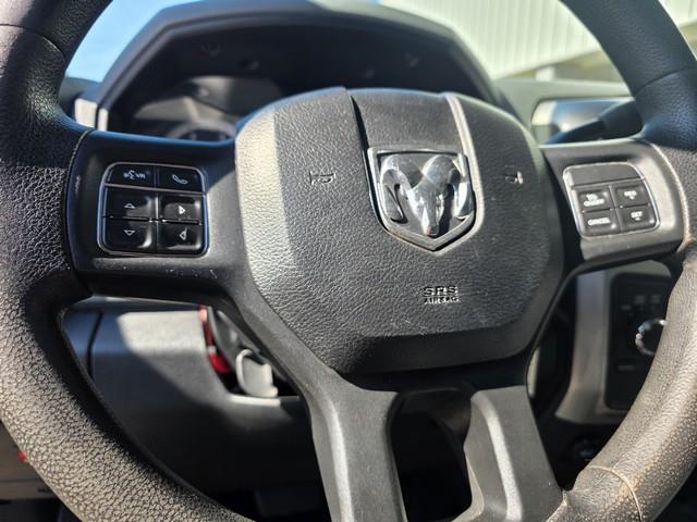 RAM 2500 SLT 4x4 Crew Cab 6'4" Box 2017