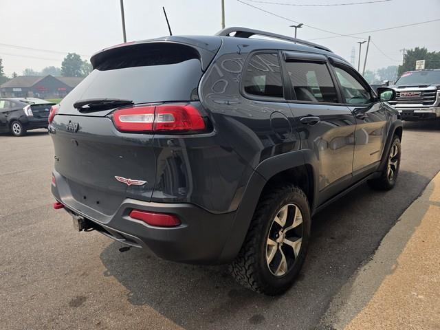 Jeep Cherokee 4WD 4dr Trailhawk 2016