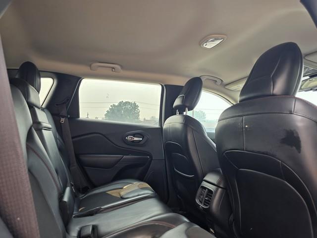 Jeep Cherokee 4WD 4dr Trailhawk 2016