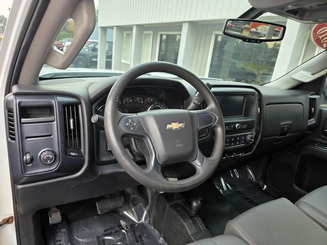 Chevrolet Silverado 2500HD 4WD Reg Cab 133.6" Work Truck 2016