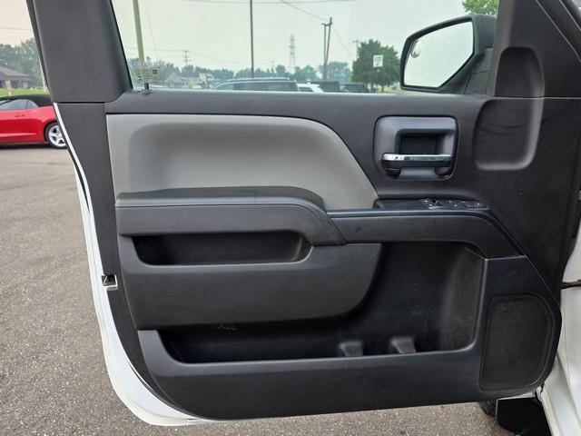 Chevrolet Silverado 2500HD 4WD Reg Cab 133.6" Work Truck 2016