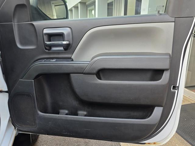 Chevrolet Silverado 2500HD 4WD Reg Cab 133.6" Work Truck 2016
