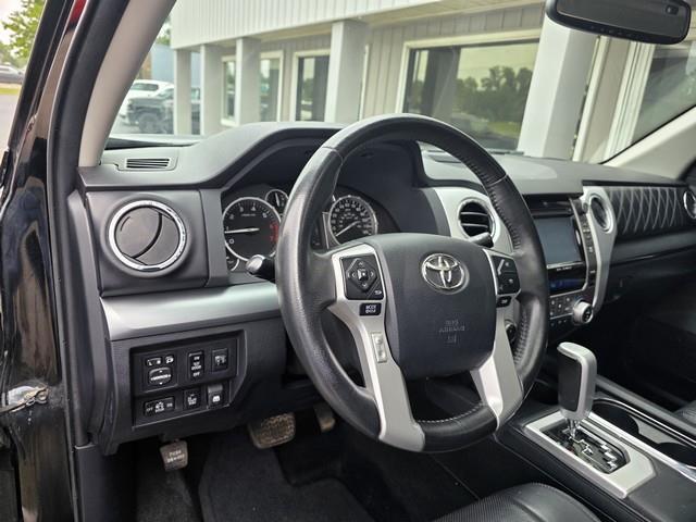 Toyota Tundra 4WD Truck CrewMax 5.7L V8 6-Spd AT Platinum (Natl) 2016