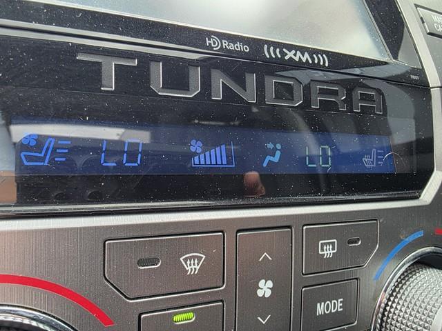 Toyota Tundra 4WD Truck CrewMax 5.7L V8 6-Spd AT Platinum (Natl) 2016