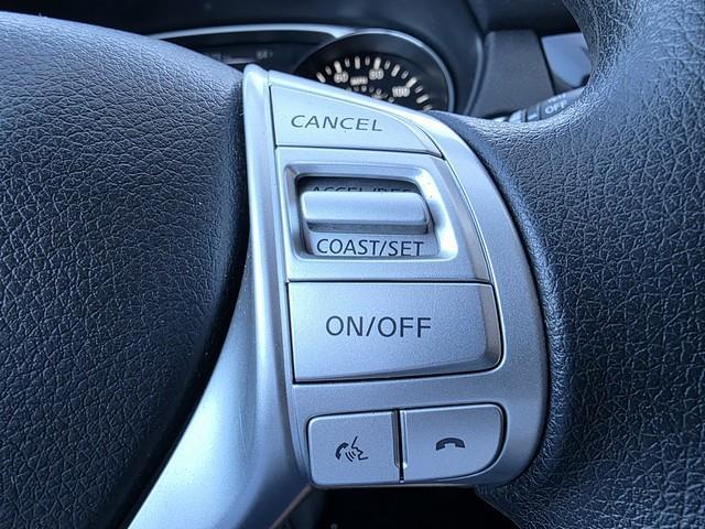 Nissan Rogue FWD 4dr SV 2016