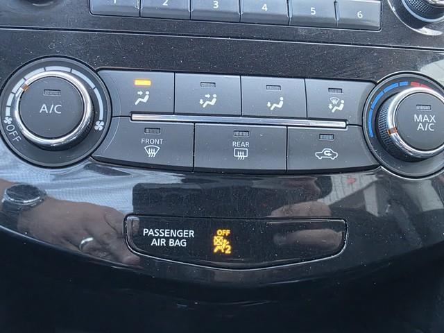 Nissan Rogue FWD 4dr SV 2016