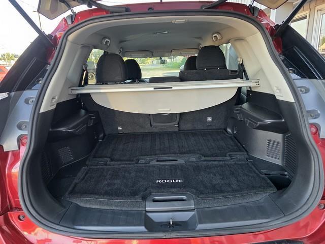Nissan Rogue FWD 4dr SV 2016