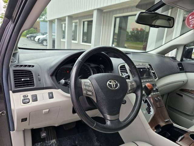 Toyota Venza 4dr Wgn V6 AWD XLE (Natl) 2012