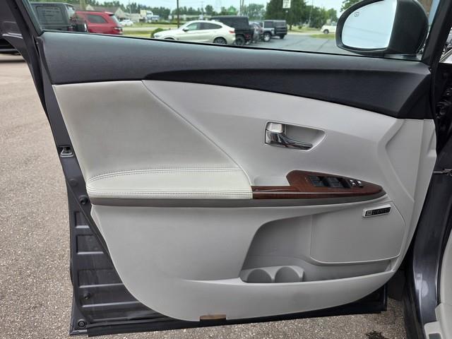 Toyota Venza 4dr Wgn V6 AWD XLE (Natl) 2012