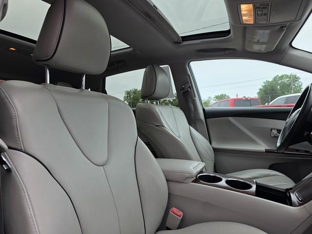 Toyota Venza 4dr Wgn V6 AWD XLE (Natl) 2012
