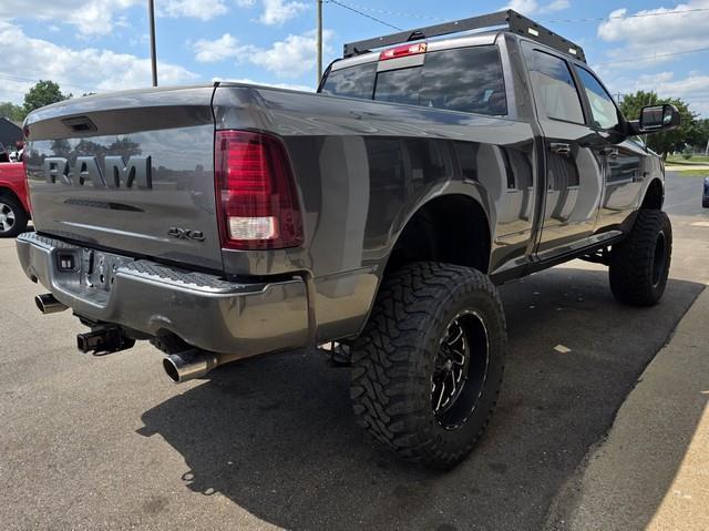 RAM 1500 Night 4x4 Crew Cab 6'4" Box *Ltd Avail* 2018