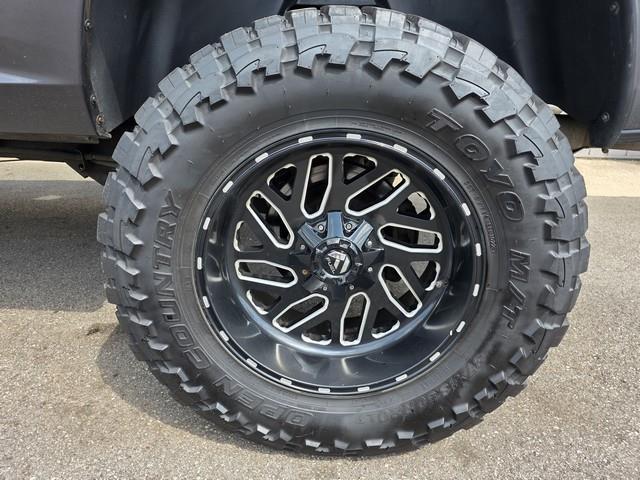 RAM 1500 Night 4x4 Crew Cab 6'4" Box *Ltd Avail* 2018