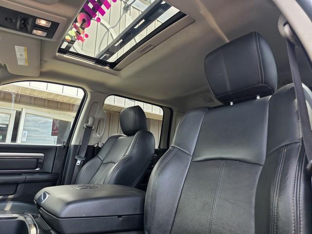RAM 1500 Night 4x4 Crew Cab 6'4" Box *Ltd Avail* 2018
