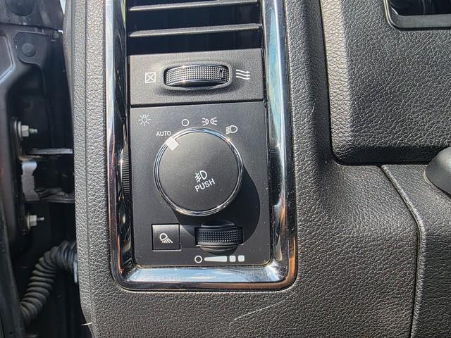 RAM 1500 Night 4x4 Crew Cab 6'4" Box *Ltd Avail* 2018