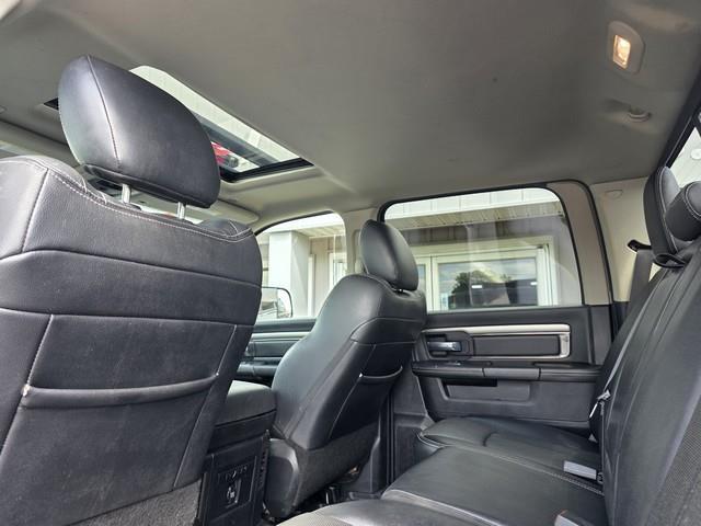 RAM 1500 Night 4x4 Crew Cab 6'4" Box *Ltd Avail* 2018