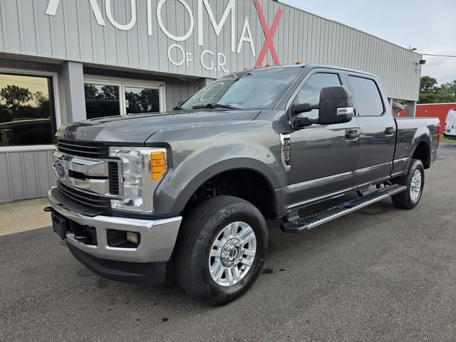 Ford Super Duty F-250 SRW King Ranch 4WD Crew Cab 8' Box 2017