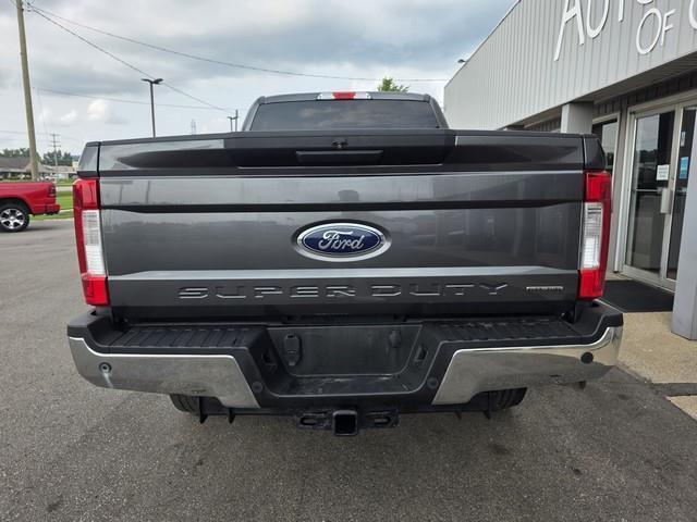 Ford Super Duty F-250 SRW King Ranch 4WD Crew Cab 8' Box 2017